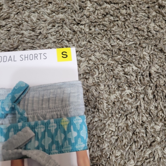 2 Pack Sleep Shorts Stretch Pajamas Small - Picture 9 of 9